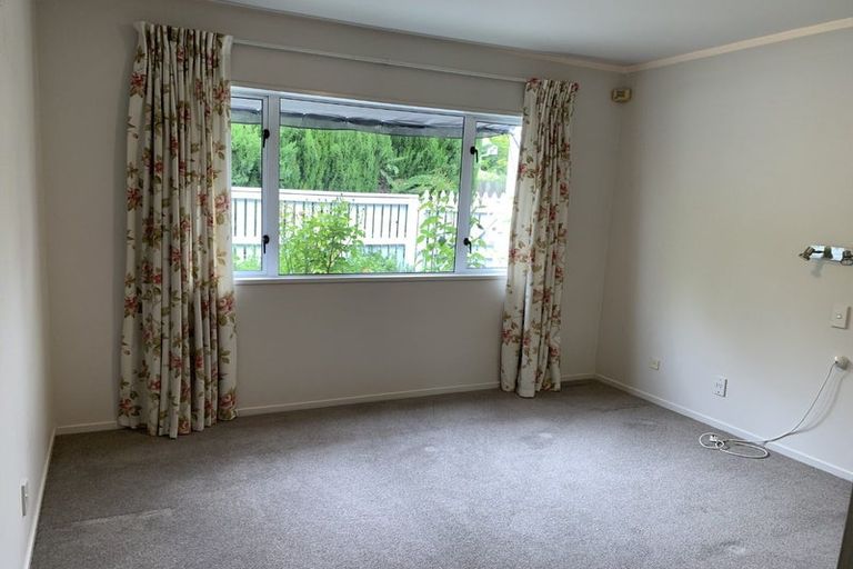 Photo of property in 1/11 Memorial Avenue, Ilam, Christchurch, 8053