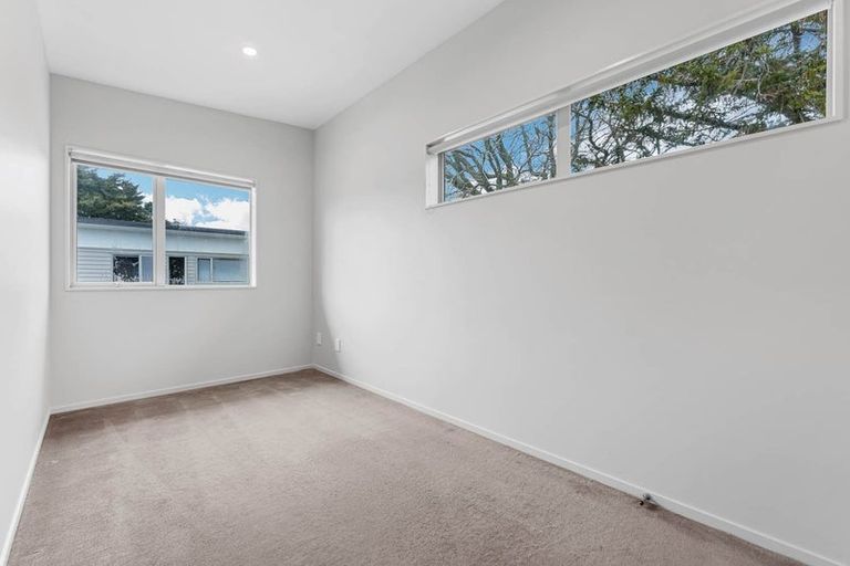 Photo of property in 22/45a Swanson Road, Henderson, Auckland, 0610