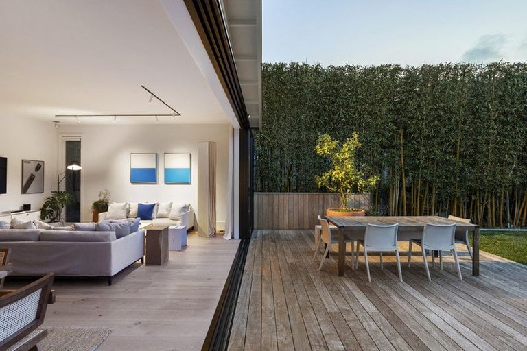 Photo of property in 41 Sackville Street, Grey Lynn, Auckland, 1021