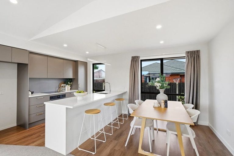 Photo of property in 5a Betwin Avenue, Sockburn, Christchurch, 8042