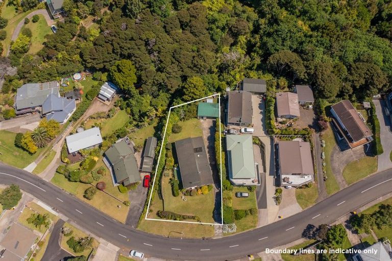 Photo of property in 30 Centennial Drive, Whitianga, 3510