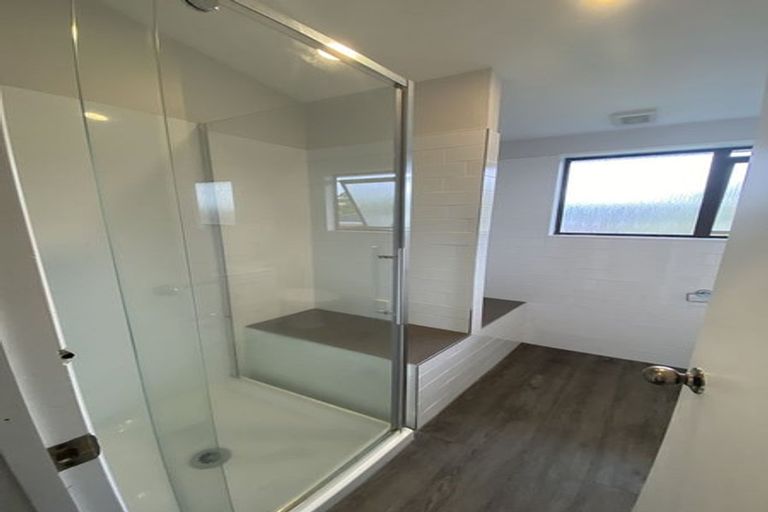 Photo of property in 9b Rishworth Avenue, Stanmore Bay, Whangaparaoa, 0932