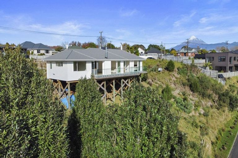 Photo of property in 284 Frankley Road, Ferndale, New Plymouth, 4310
