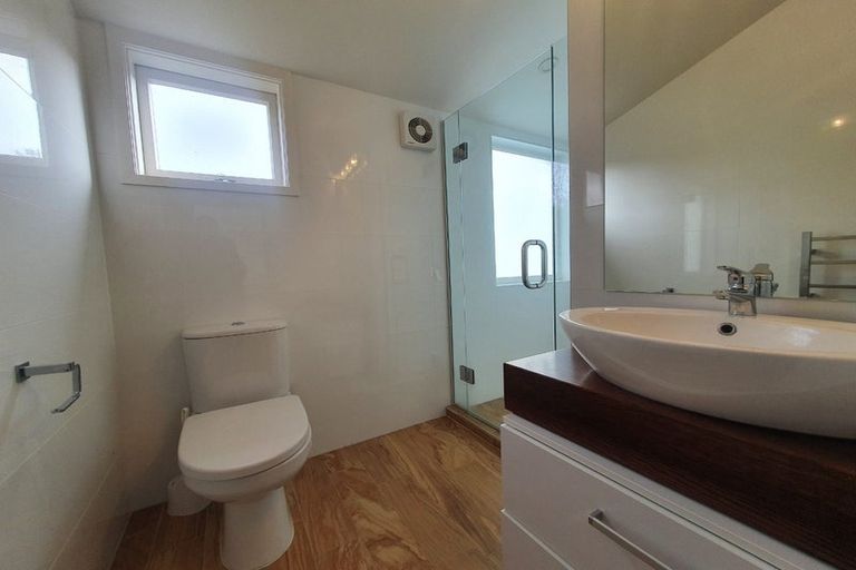 Photo of property in 21 Catrina Avenue, Birkenhead, Auckland, 0626