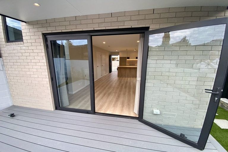 Photo of property in 41a Camelot Place, Glenfield, Auckland, 0629