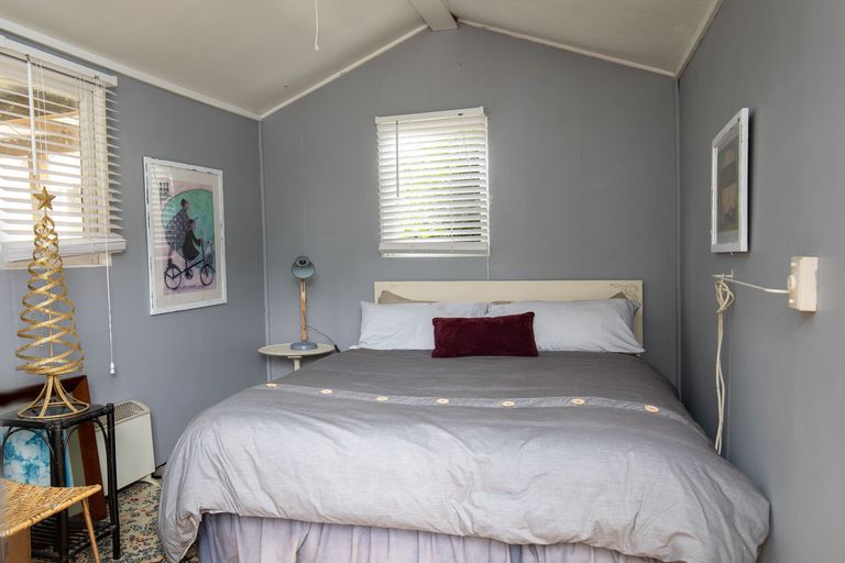 Photo of property in 10 Hazlett Street, Clyde, 9330