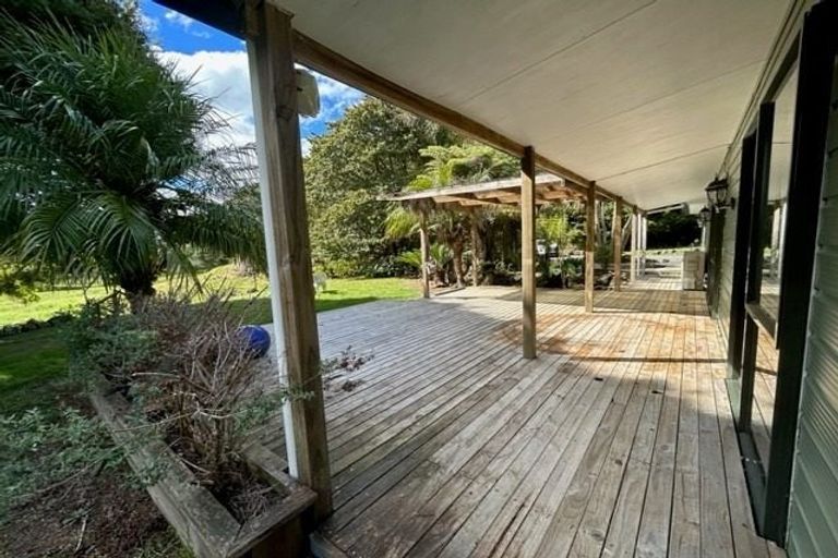 Photo of property in 397 Tauraroa Road, Maungakaramea, Whangarei, 0178