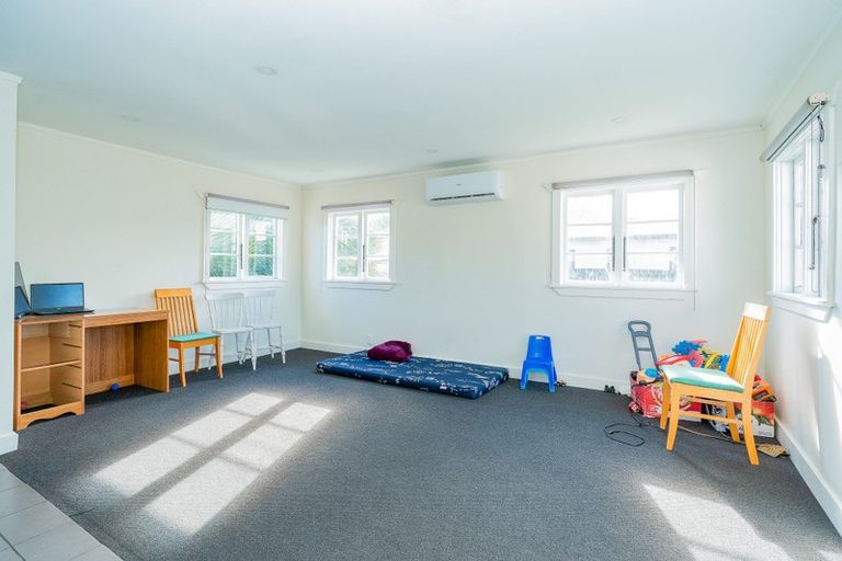 Photo of property in 143 Avalon Drive, Nawton, Hamilton, 3200