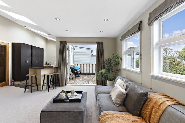 Photo of property in 263 Adelaide Road, Newtown, Wellington, 6021