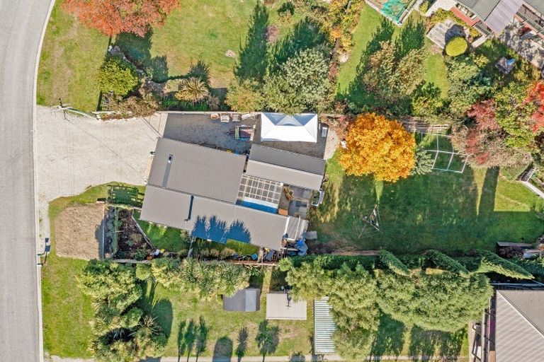 Photo of property in 7 Kinnibeg Street, Albert Town, Wanaka, 9305