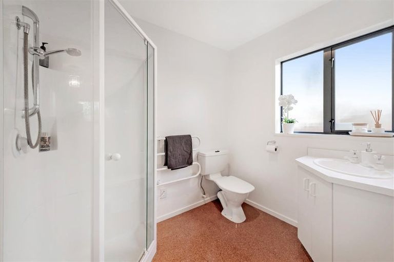 Photo of property in 1/24 Blighs Road, Strowan, Christchurch, 8052