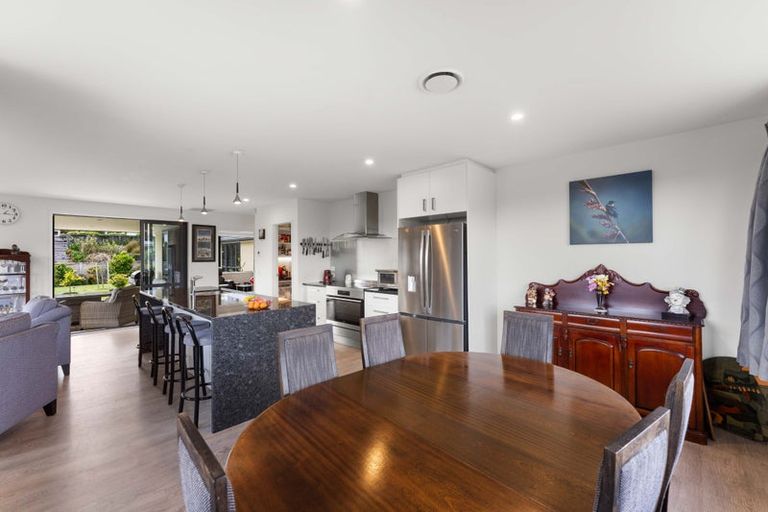 Photo of property in 12 Morepork Drive, Waikanae, 5036