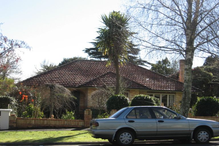 Photo of property in 5 Piako Road, Claudelands, Hamilton, 3214