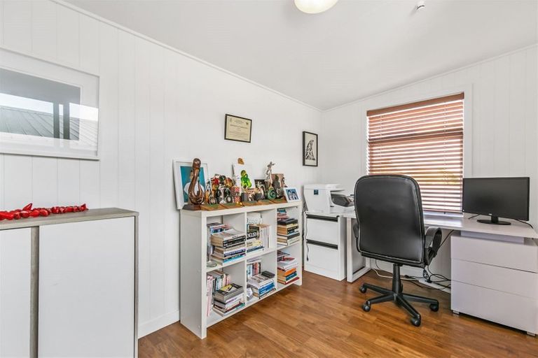 Photo of property in 4 Galvan Avenue, Sunnyhills, Auckland, 2010