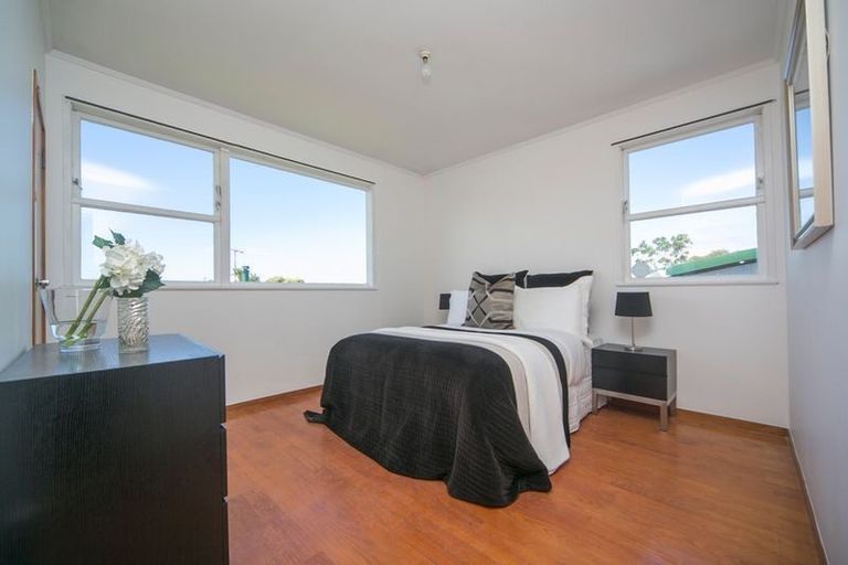 Photo of property in 82 Boundary Road, Blockhouse Bay, Auckland, 0600