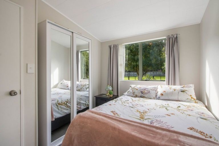 Photo of property in 335 Kauri Point Road, Tahawai, Katikati, 3170
