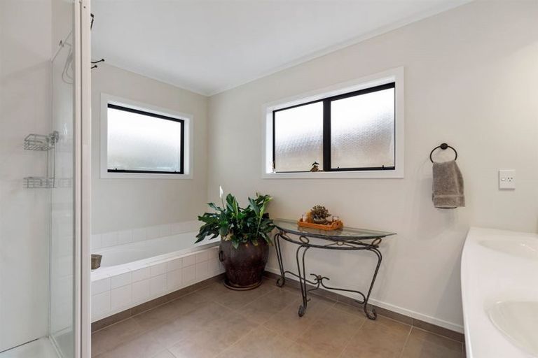 Photo of property in 7 Bayfair Drive, Mount Maunganui, 3116