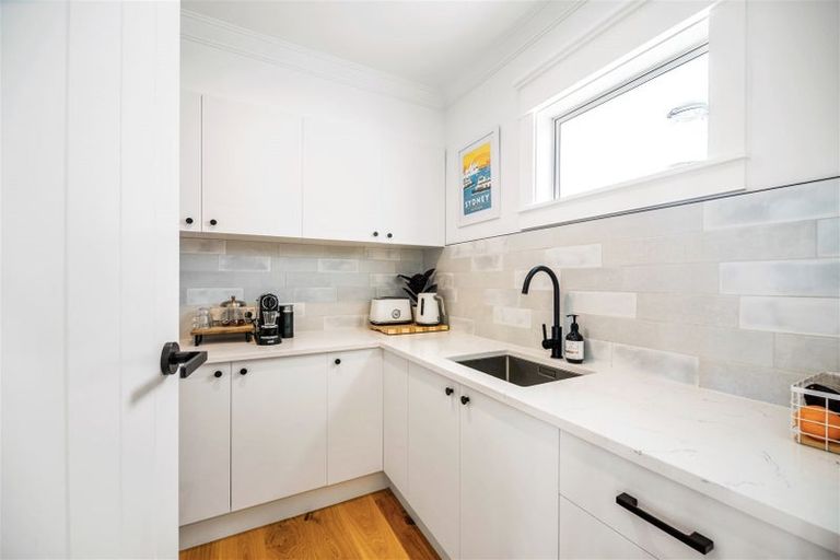 Photo of property in 490 Whitehills Road, Waitoki, Silverdale, 0994