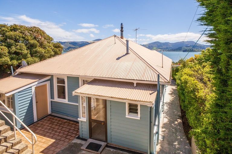 Photo of property in 31 Waikana Street, Broad Bay, Dunedin, 9014