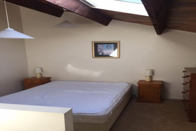 Photo of property in Metro Apartments, 6/220 Thorndon Quay, Pipitea, Wellington, 6011