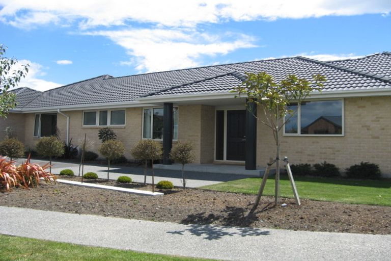 Photo of property in 58 Springwater Avenue, Northwood, Christchurch, 8051