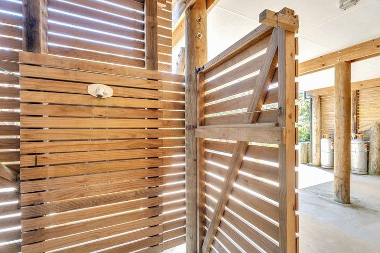 Photo of property in 21 Centennial Drive, Whitianga, 3510