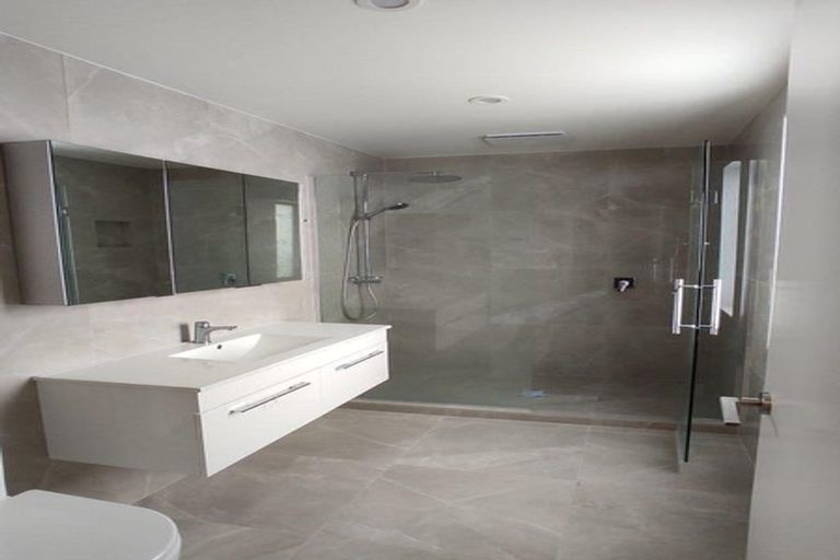 Photo of property in 19 Moki Place, Long Bay, Auckland, 0630