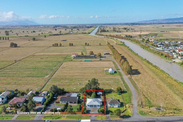 Photo of property in 10 Orchard East Road, Ngatea, 3503