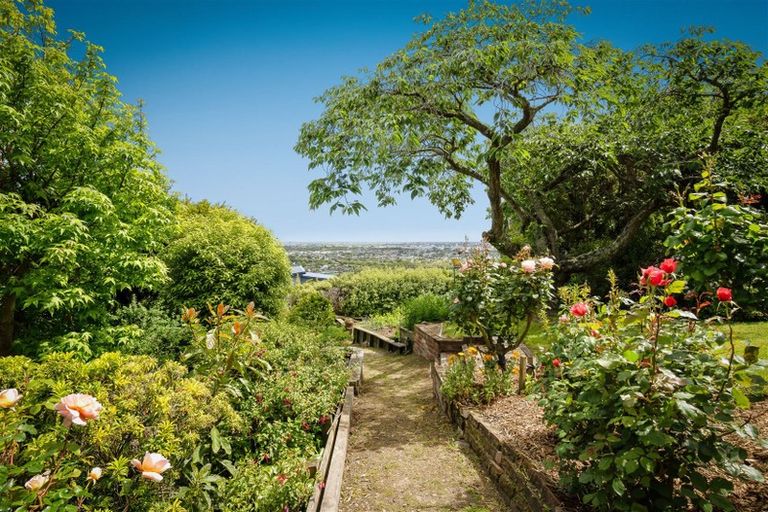 Photo of property in 30c Huntsbury Avenue, Huntsbury, Christchurch, 8022