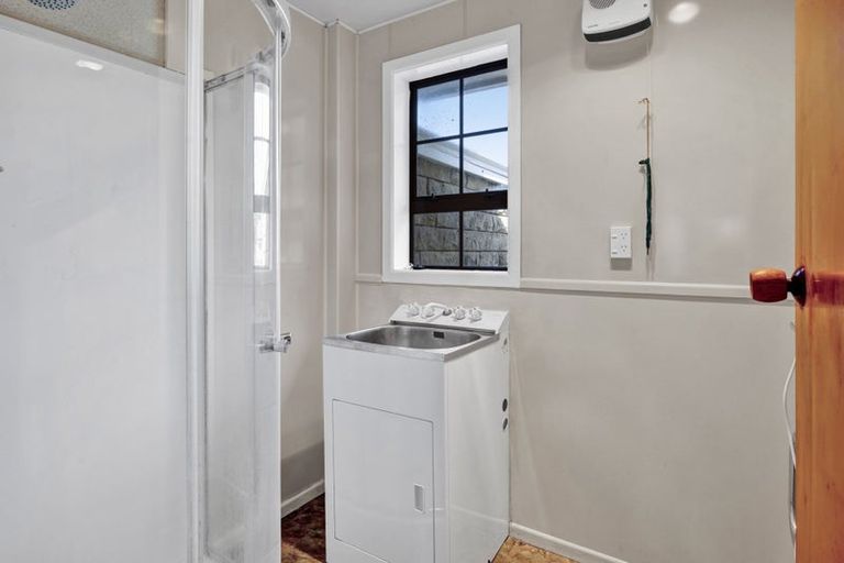 Photo of property in 16 Bridger Place, Eltham, 4322