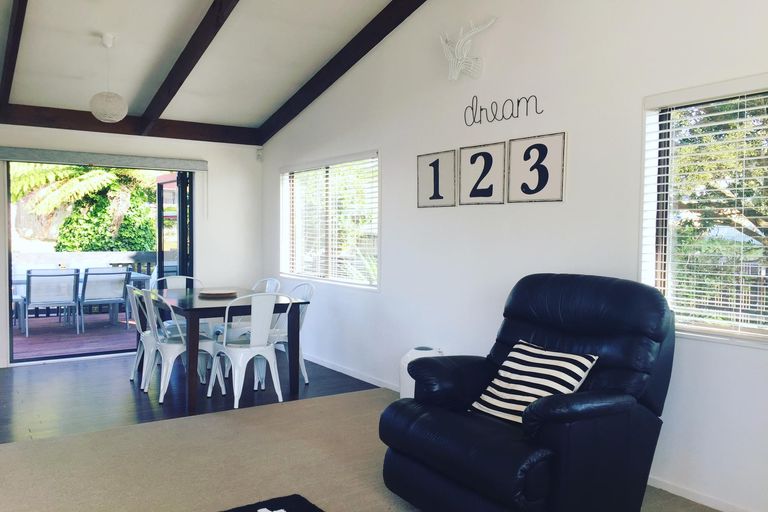 Photo of property in 2/13 Gibraltar Street, Howick, Auckland, 2014