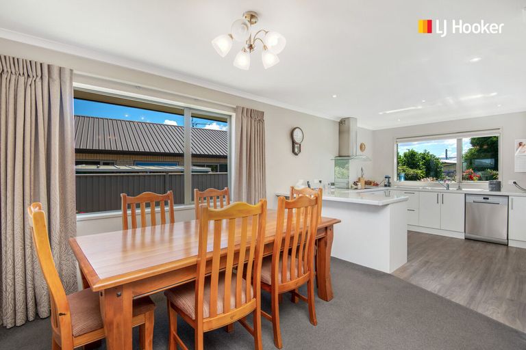 Photo of property in 17 Watt Street, Mosgiel, 9024