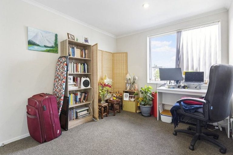 Photo of property in 31 Popokatea Drive, Takanini, 2112