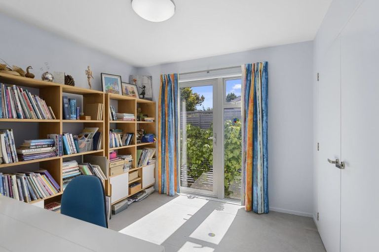 Photo of property in 1/64 Hewitts Road, Merivale, Christchurch, 8014