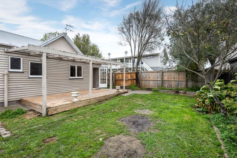 Photo of property in 485 Barbadoes Street, Edgeware, Christchurch, 8013
