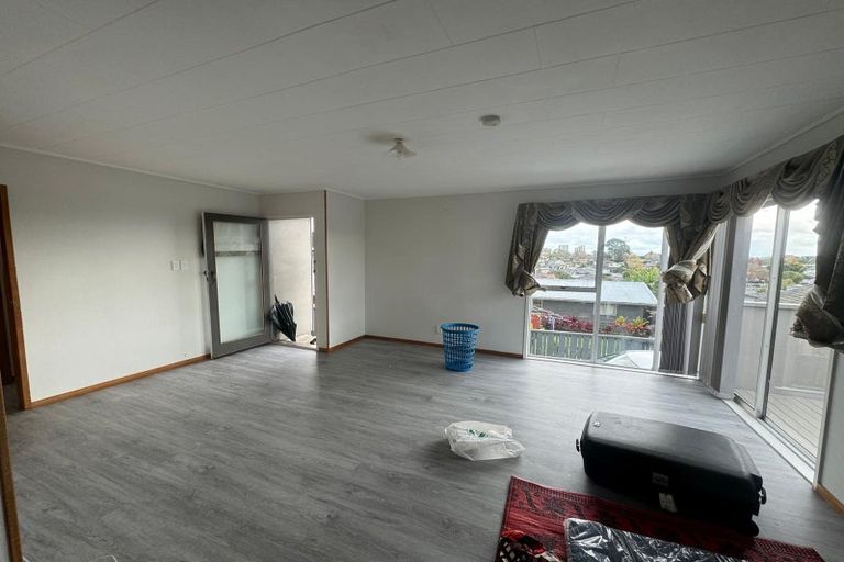 Photo of property in 1/10 Espada Place, Clover Park, Auckland, 2019
