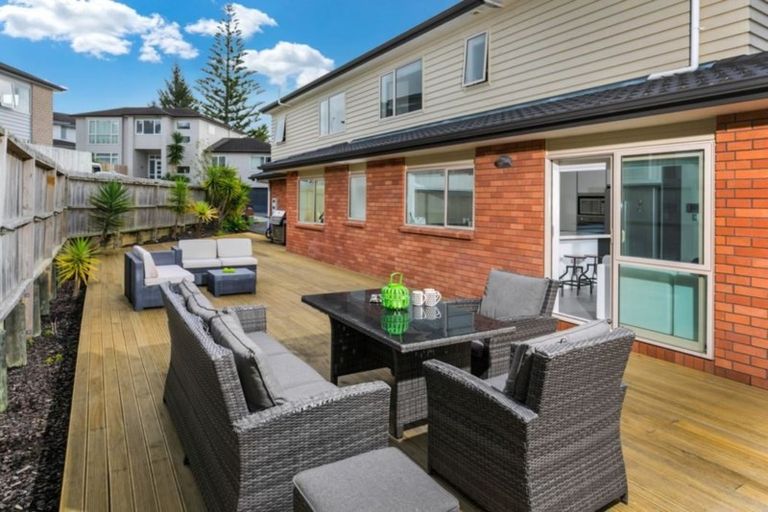 Photo of property in 30c Schnapper Rock Road, Schnapper Rock, Auckland, 0632