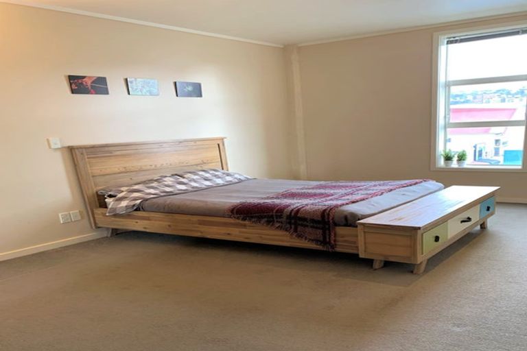 Photo of property in 1 Luxford Street, Berhampore, Wellington, 6023