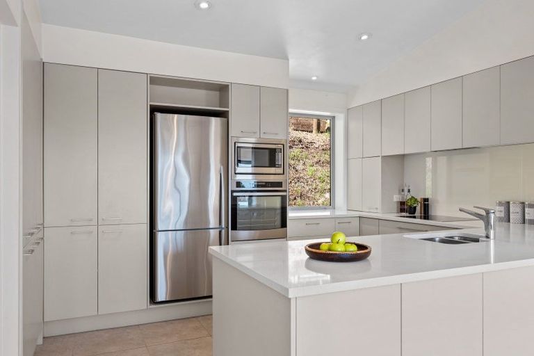 Photo of property in 831 Cashmere Road, Halswell, Christchurch, 8025