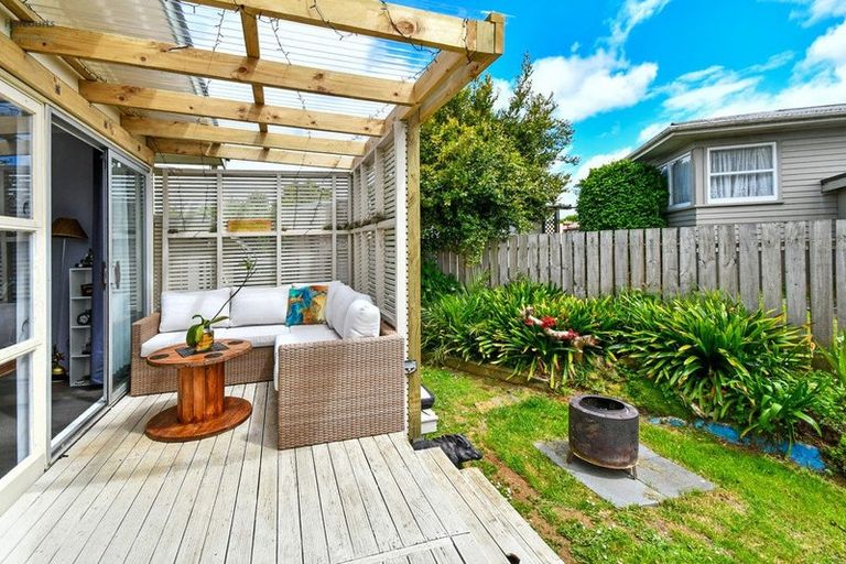 Photo of property in 182 Queen Street, Pukekohe, 2120
