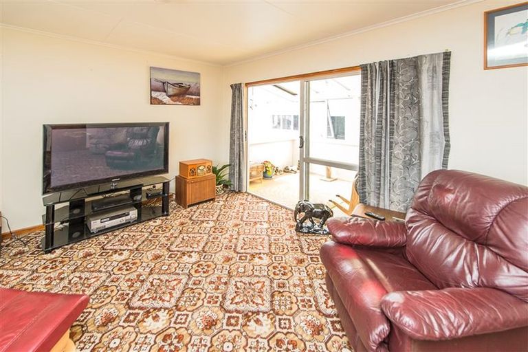 Photo of property in 202 Puriri Street, Castlecliff, Whanganui, 4501