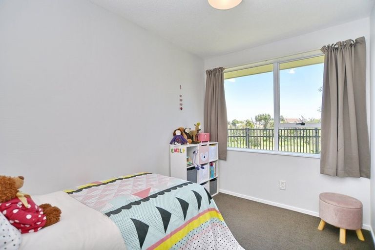 Photo of property in 4 Gala Lane, Woolston, Christchurch, 8062