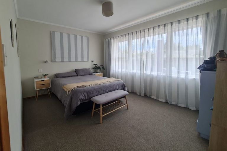 Photo of property in 908 Sylvan Road, Mayfair, Hastings, 4122