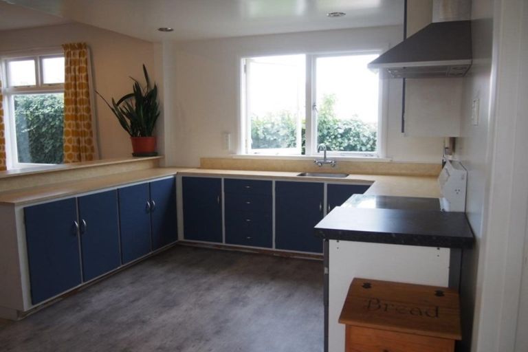 Photo of property in 20 Mackenzie Avenue, Woolston, Christchurch, 8023