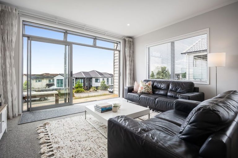 Photo of property in 74 Caldera Drive, Long Bay, Auckland, 0630