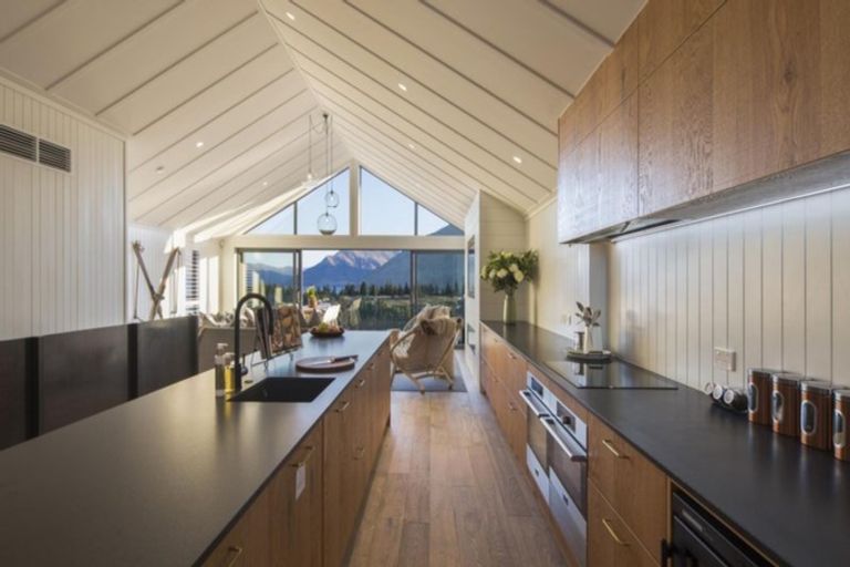 Photo of property in 2/27 Panorama Terrace, Queenstown, 9300