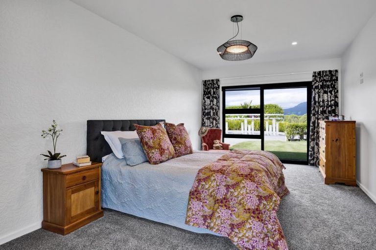 Photo of property in 24 Washer Road, Omata, New Plymouth, 4374