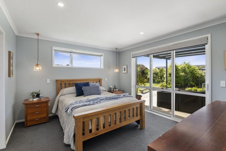 Photo of property in 83 Waipunahau Road, Waikanae, 5036