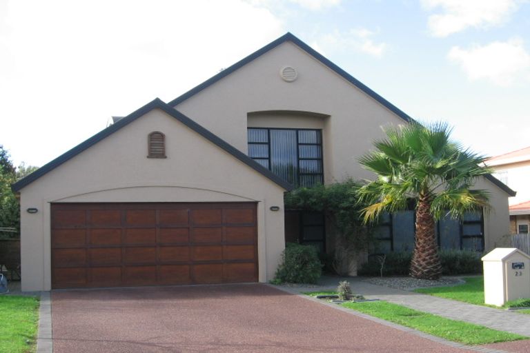 Photo of property in 23 Connemara Court, West Harbour, Auckland, 0618