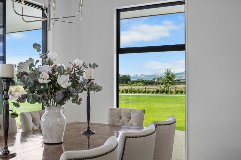 Photo of property in 21 Classiebawn Lane, Prebbleton, 7676